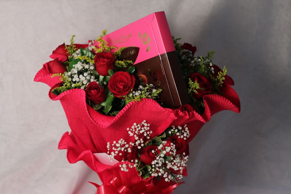 Fleurs, chocolat, parfum : que choisir selon la personne ?